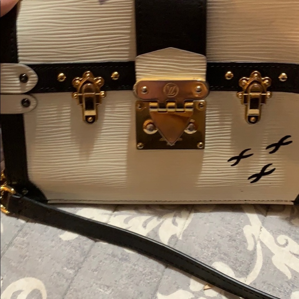 Louis Vuitton bag